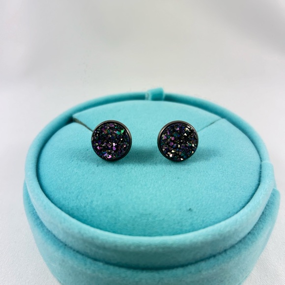 Sparkling earrings! - Picture 2 of 5
